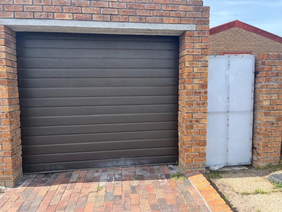 2 Bedroom Property for Sale in Ottery Western Cape